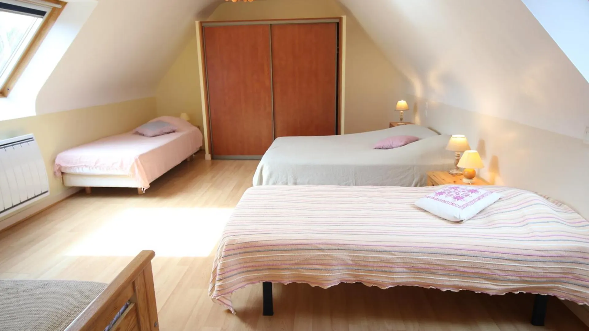 Les Dix Korrigans Villa Plogonnec Nyaraló